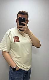 Nakış Detay Bej Tişört