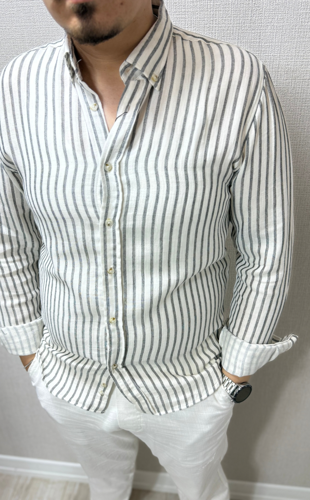 Siyah Çizgili Keten Gömlek